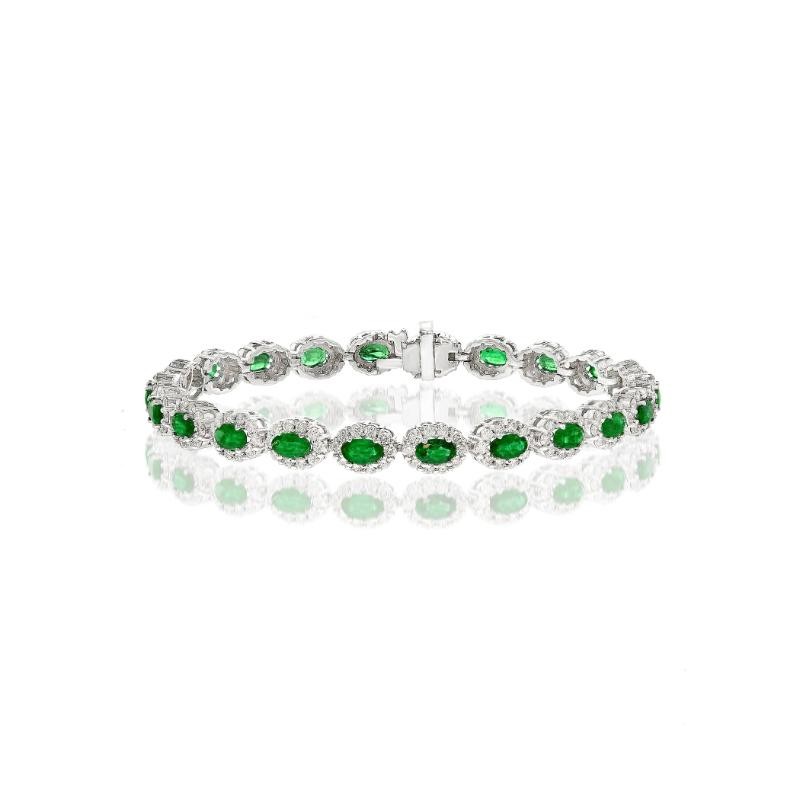 14K White Gold Diamonds Small Halo Bracelet