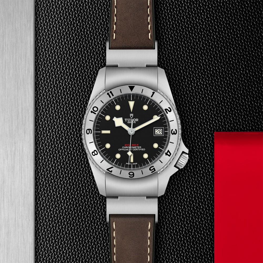Black Bay P01 42mm Steel